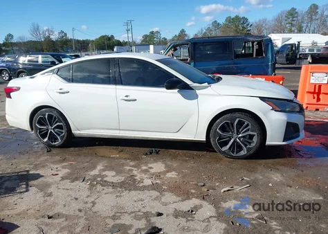 2023 Nissan Altima Sr Fwd z USA, uszkodzony, nr VIN 1N4BL4CV2PN368097